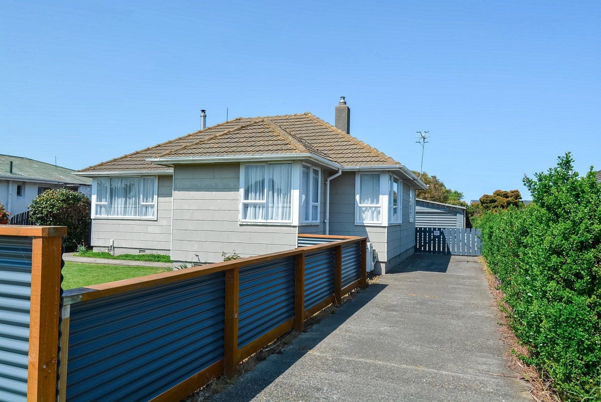373 St Andrew Street, Glengarry, Invercargill - Carousel 1