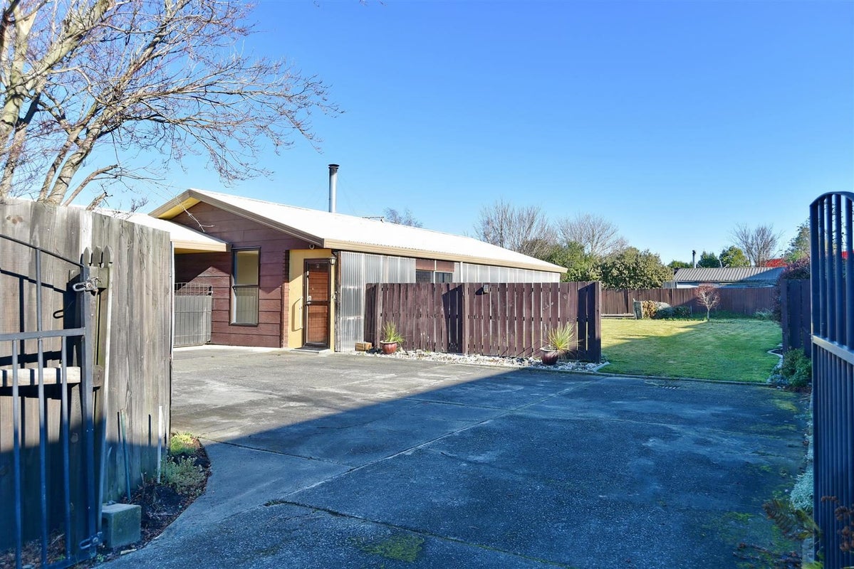 65B East Belt, Rangiora, Rangiora - Carousel 1
