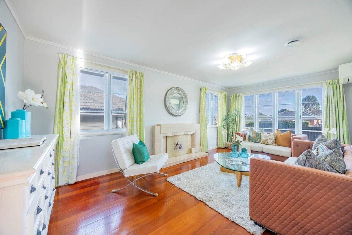 54 Hayr Road, Three Kings, Auckland - Carousel 2