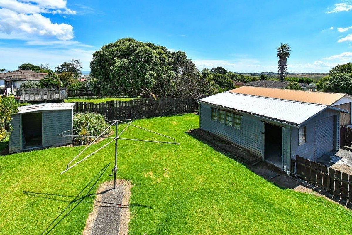 129 Finlayson Avenue, Clendon Park, Auckland - Carousel 2