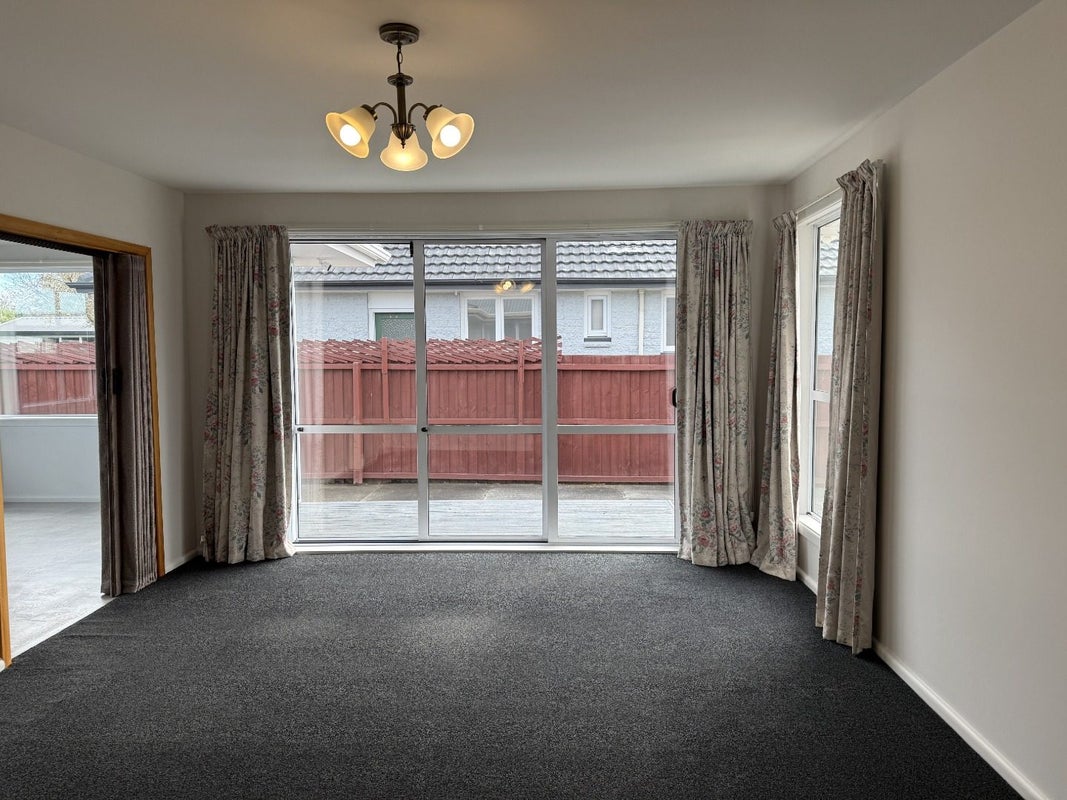 7 Kilburn Street, Bishopdale, Christchurch - Carousel 2