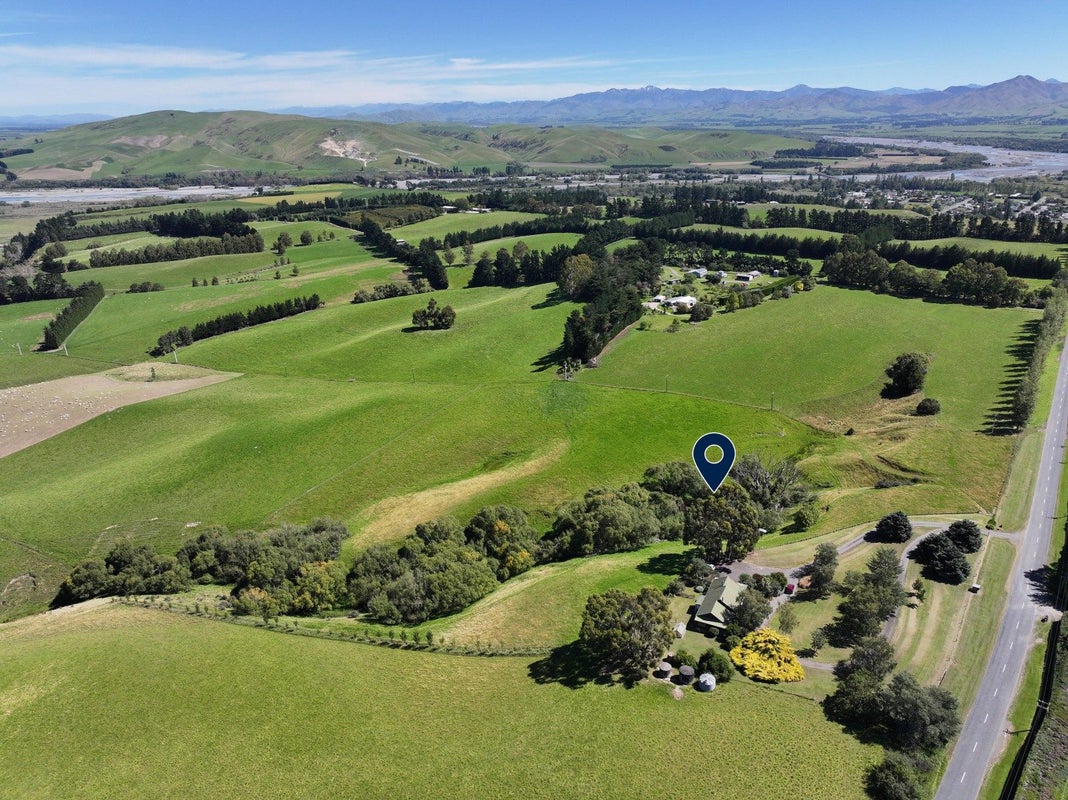 180 Leader Road West, Waiau, Waiau - Carousel 2