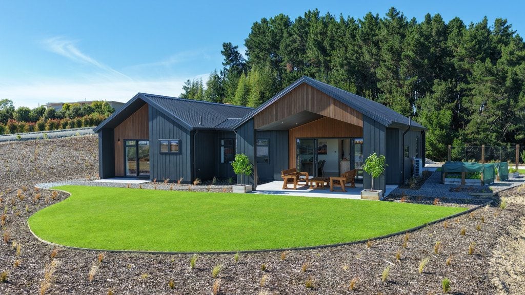 123 Redvale Road, Redwood Valley, Richmond - Carousel 1