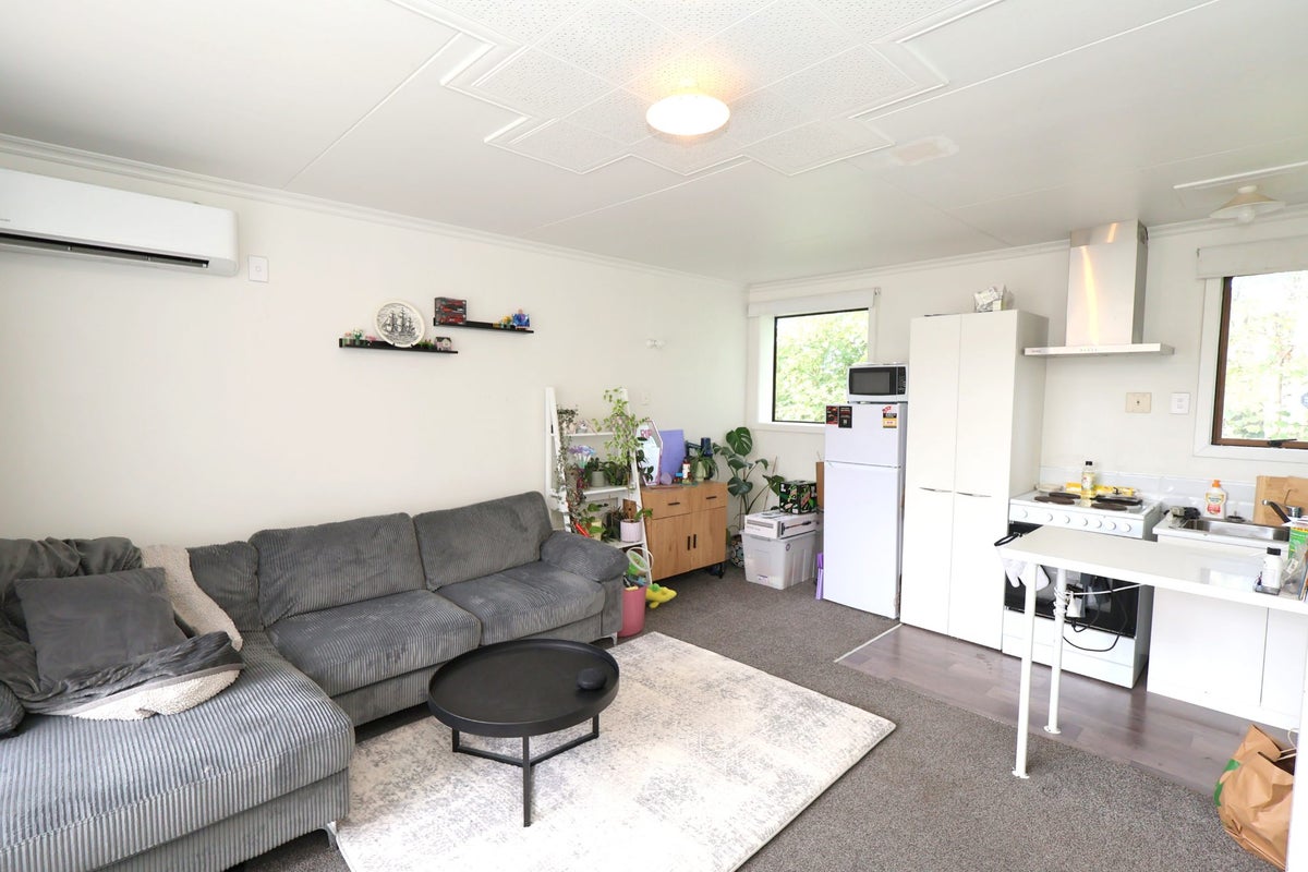 3/55 Tramway Road, Strathern, Invercargill - Carousel 2