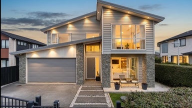 11 Tawatawa Street, Long Bay, Auckland - Carousel 1
