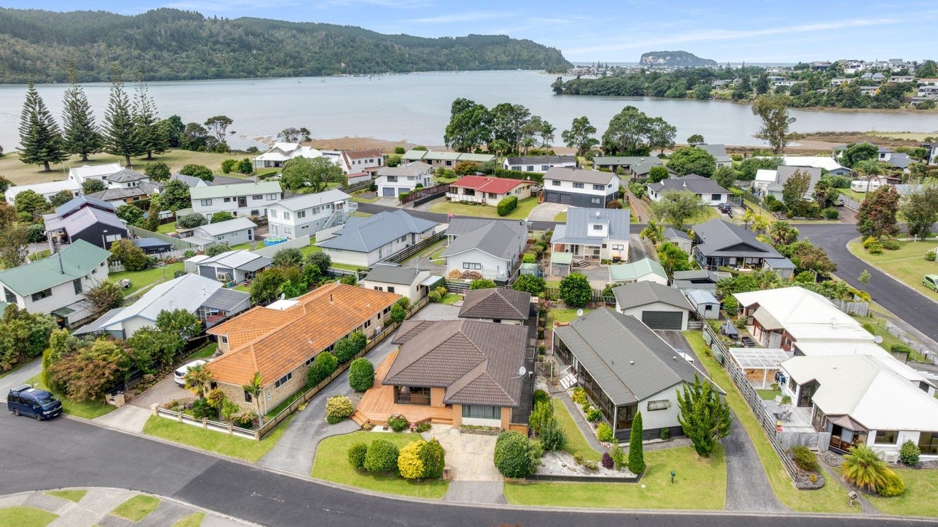 109 Everitt Crescent, Whangamata, Whangamata - Carousel 27