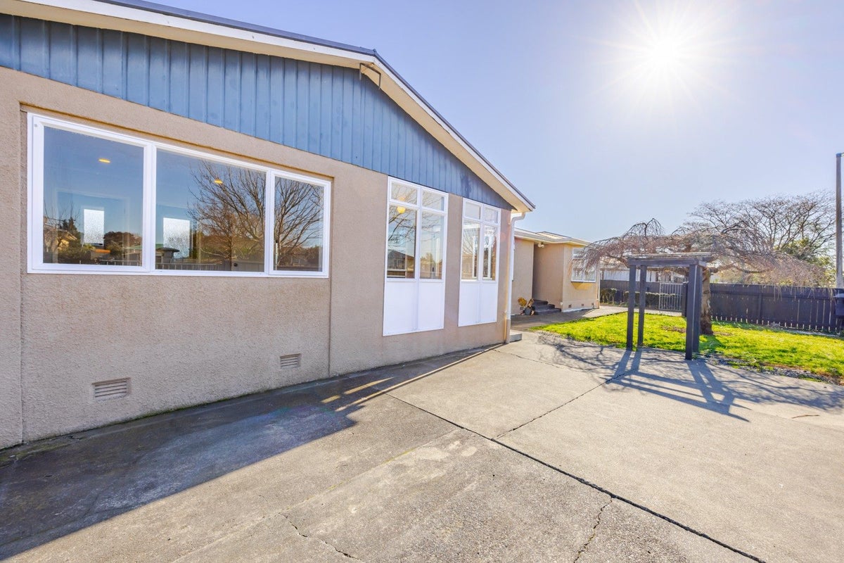 805 Park Road South, Akina, Hastings - Carousel 2