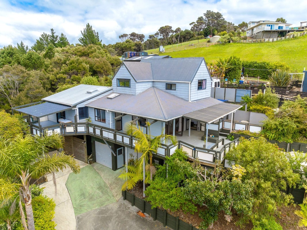 463 State Highway 10, Cable Bay, Cable Bay - Carousel 1