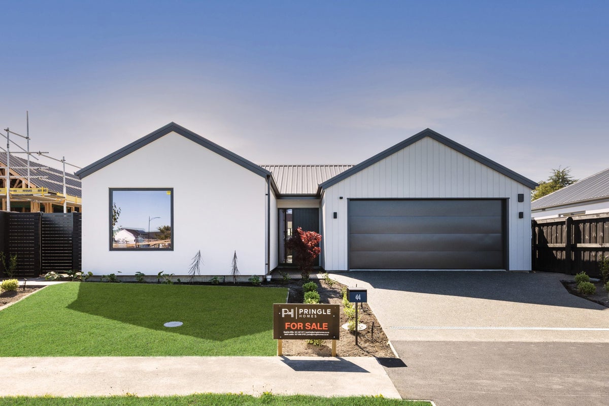 44 Kopper Crescent, Marshland, Christchurch - Carousel 1