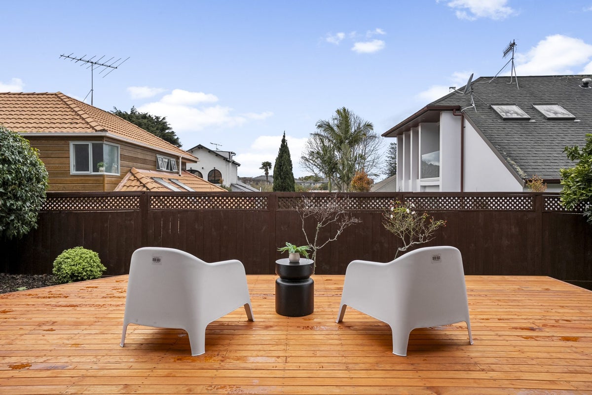 4/32A Tawera Road, Greenlane, Auckland City, Auckland - Carousel 2
