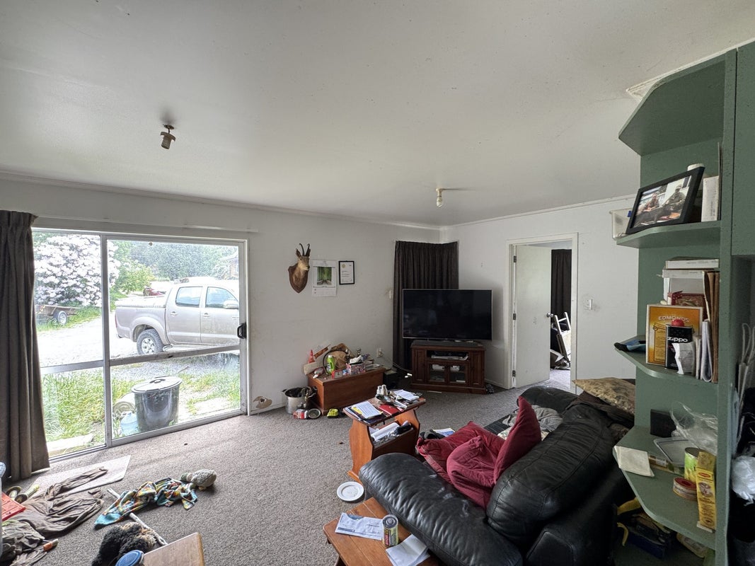17 Para Railway Road, Koromiko - Carousel 15
