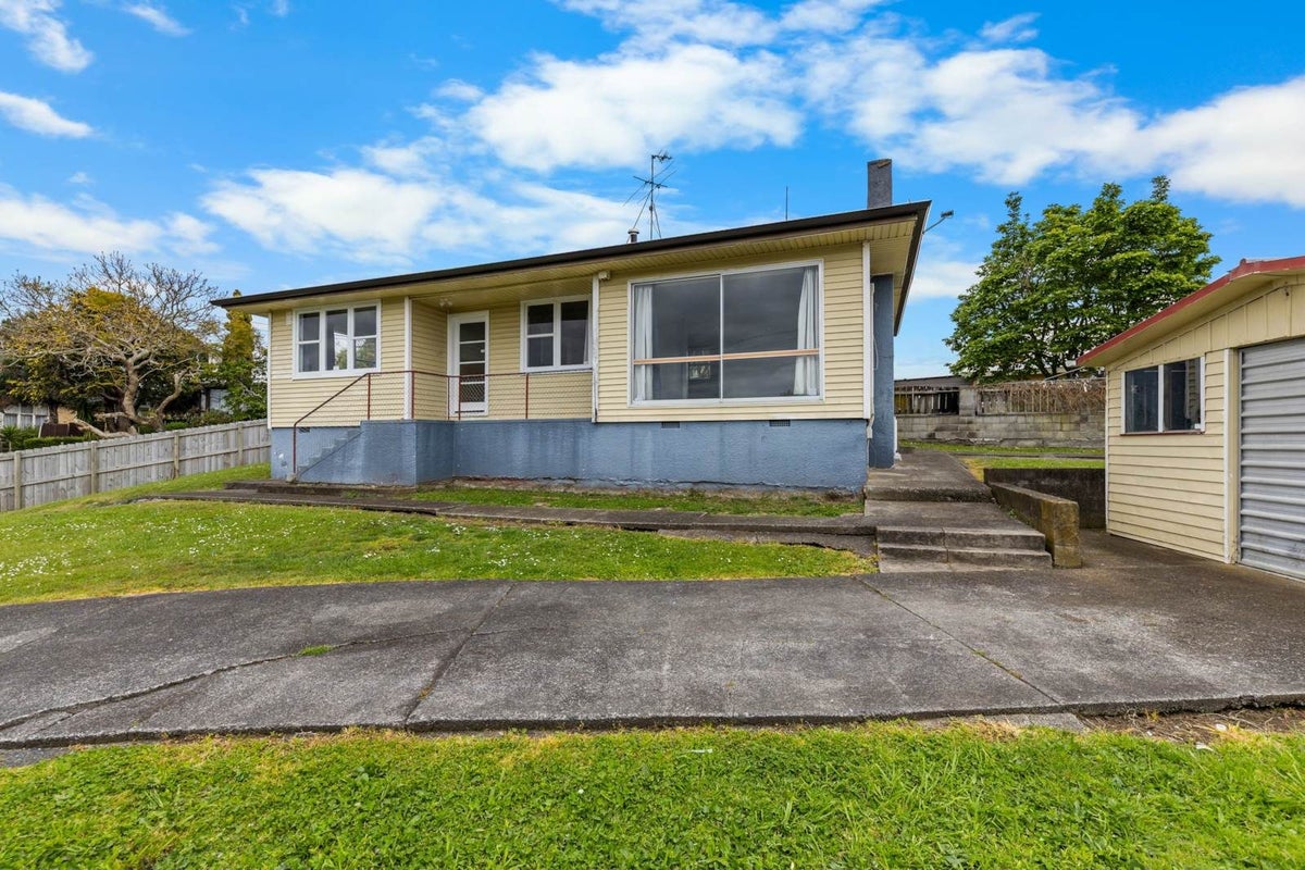 5 Civil Place, Otara, Manukau City, Auckland - Carousel 1
