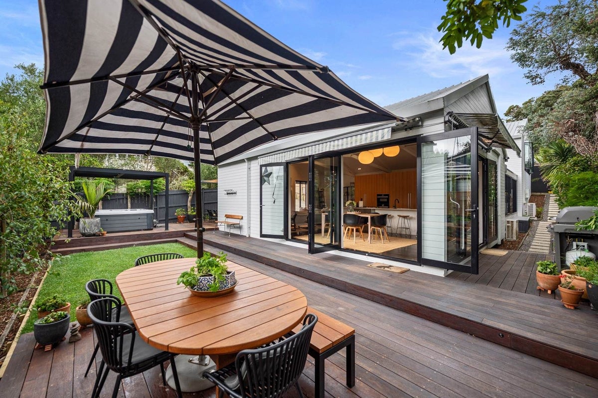 37A Ewen Alison Avenue, Devonport, Auckland - Carousel 1
