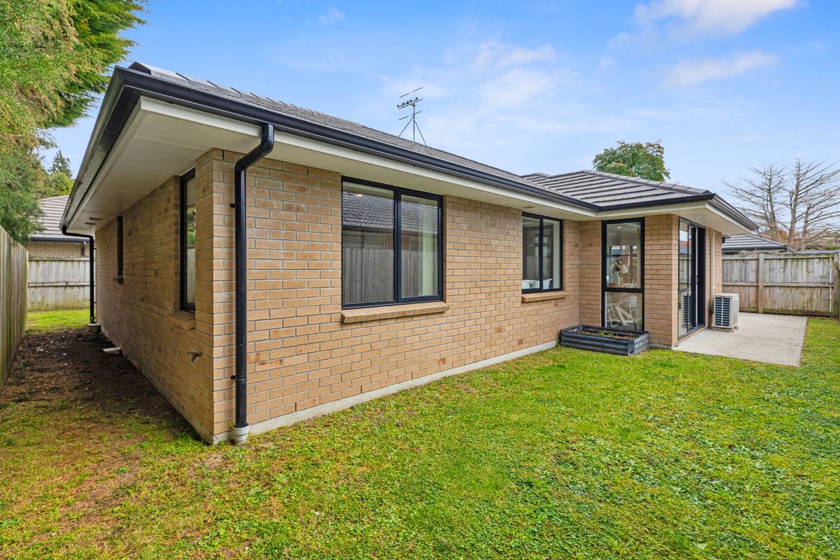8 Himalayan Close, Judea, Tauranga - Carousel 16