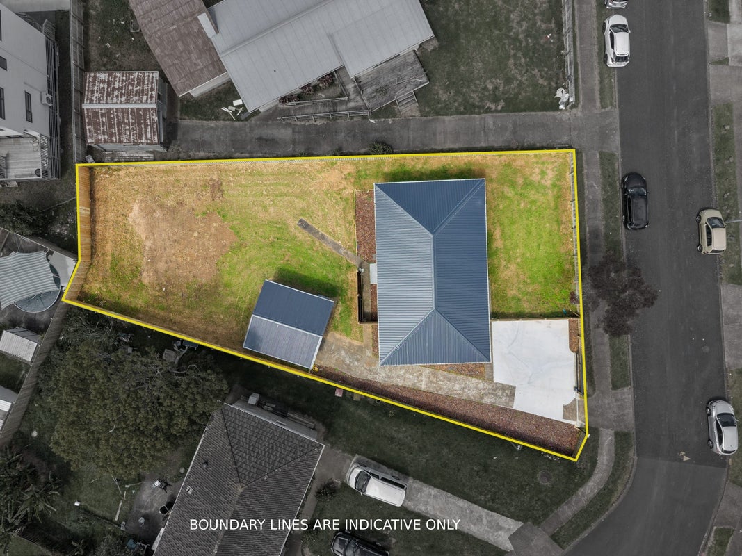 11 Paine Place, Mangere, Auckland - Carousel 1
