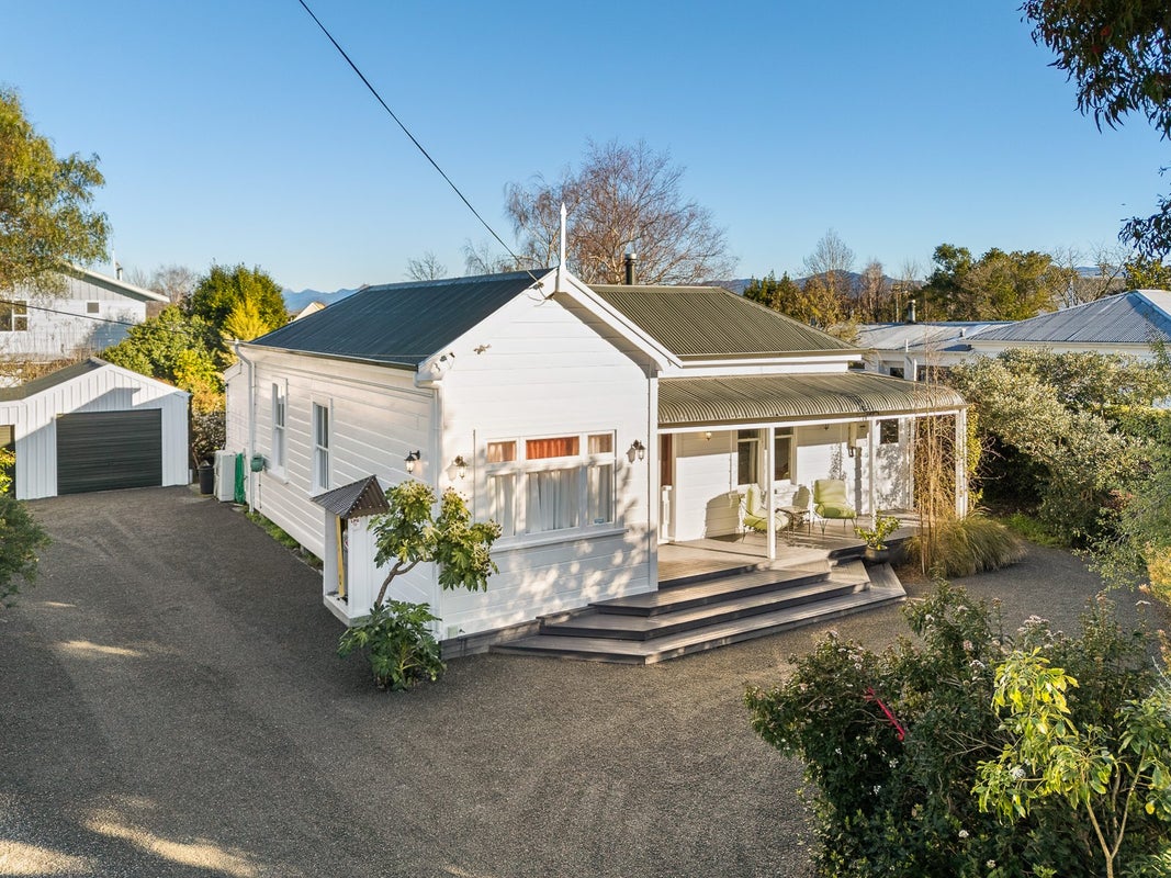 53 McLauchlan Street, Springlands, Blenheim - Carousel 1