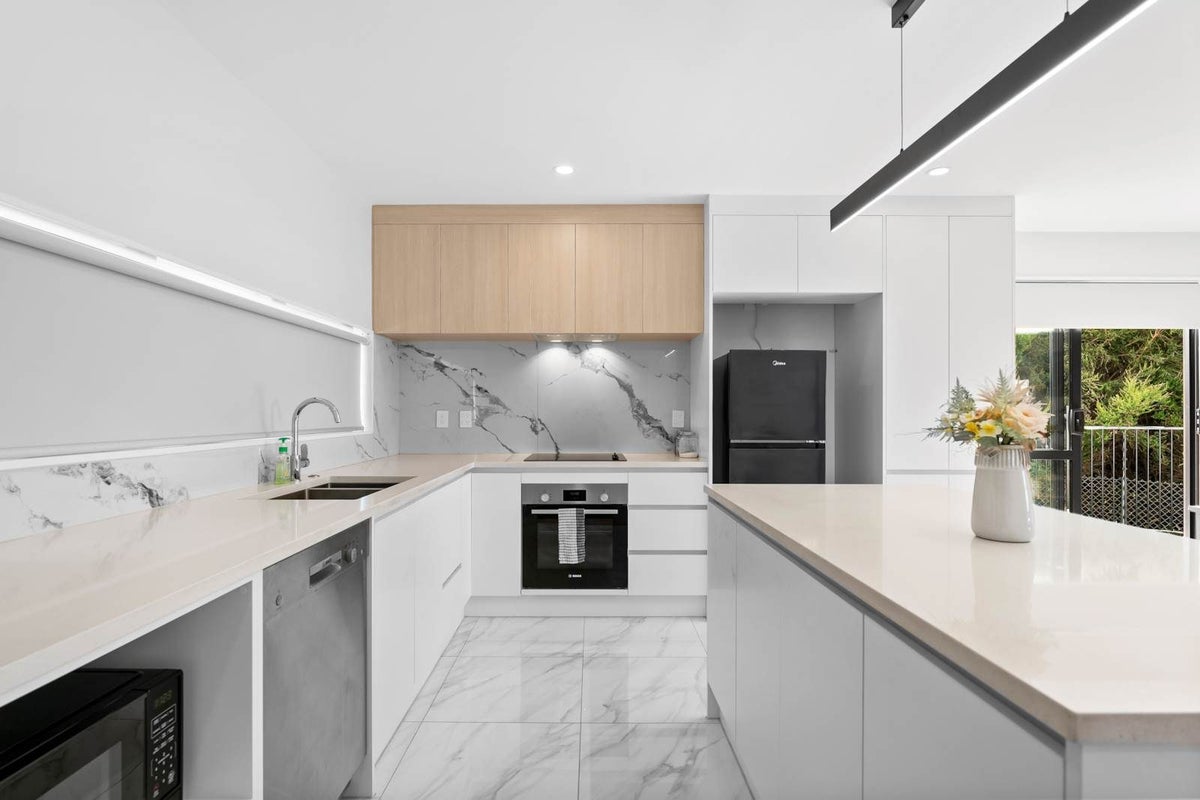 888C Great South Road, Wiri, Auckland - Carousel 1