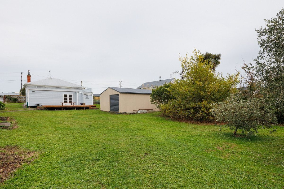 6 Ngareta Street, Marton - Carousel 2