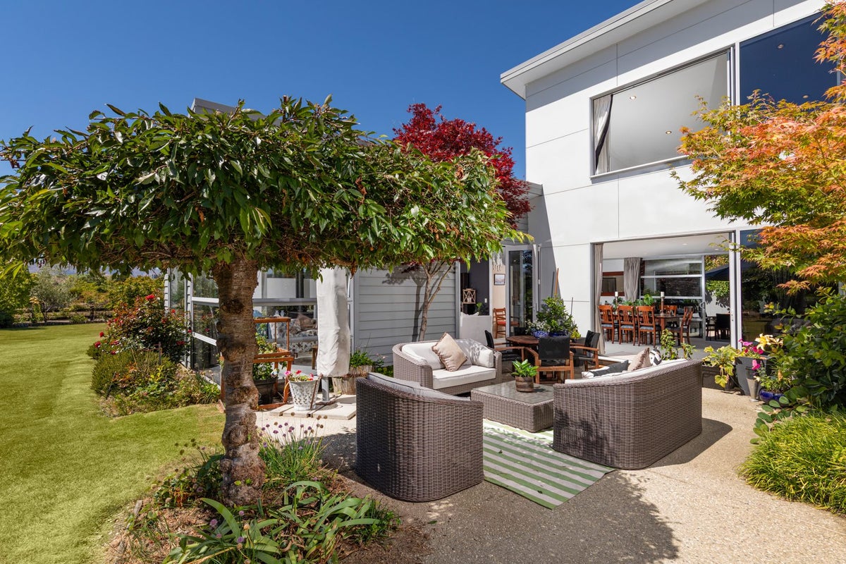 11 Ewing Place, Albert Town, Wanaka - Carousel 2