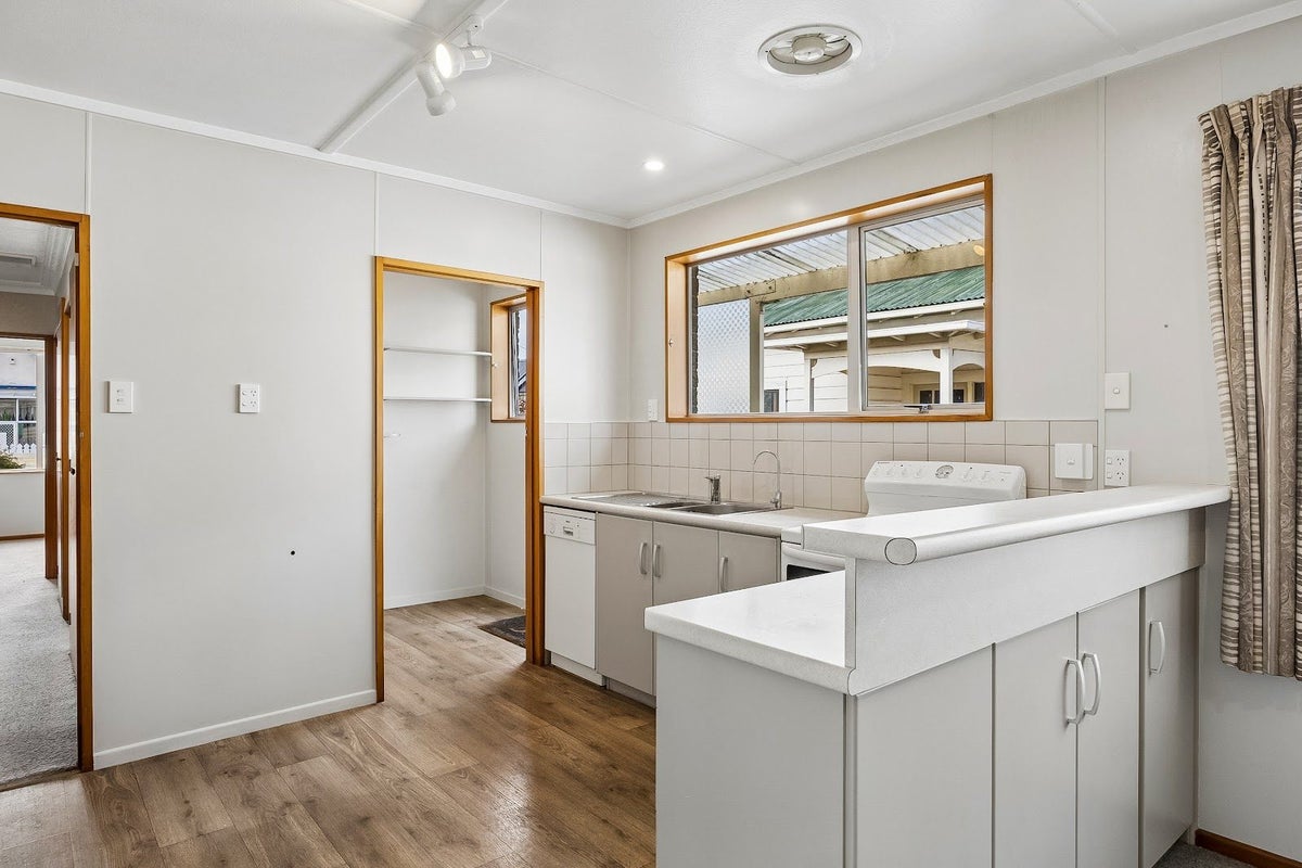 58 Ascot Street, Saint Kilda, Dunedin - Carousel 2