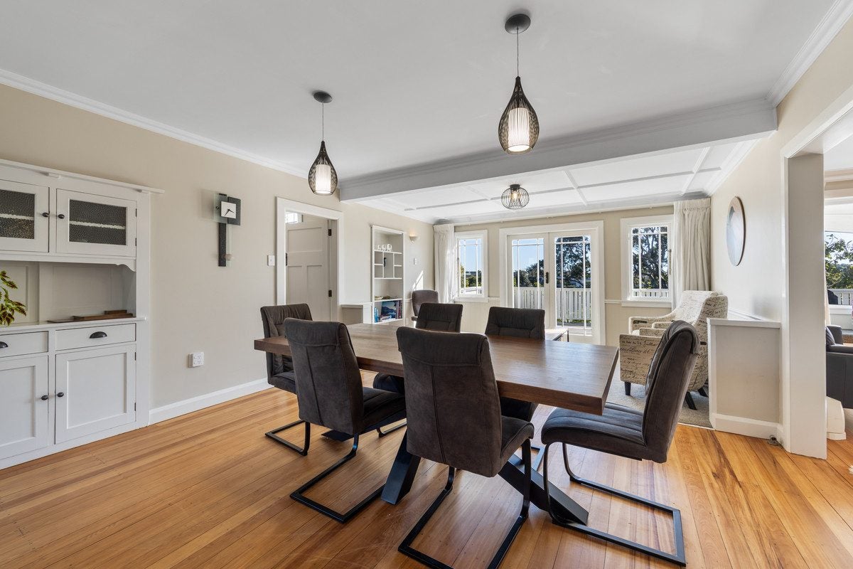 26 Baring Terrace, Strandon, New Plymouth, Taranaki - Carousel 2