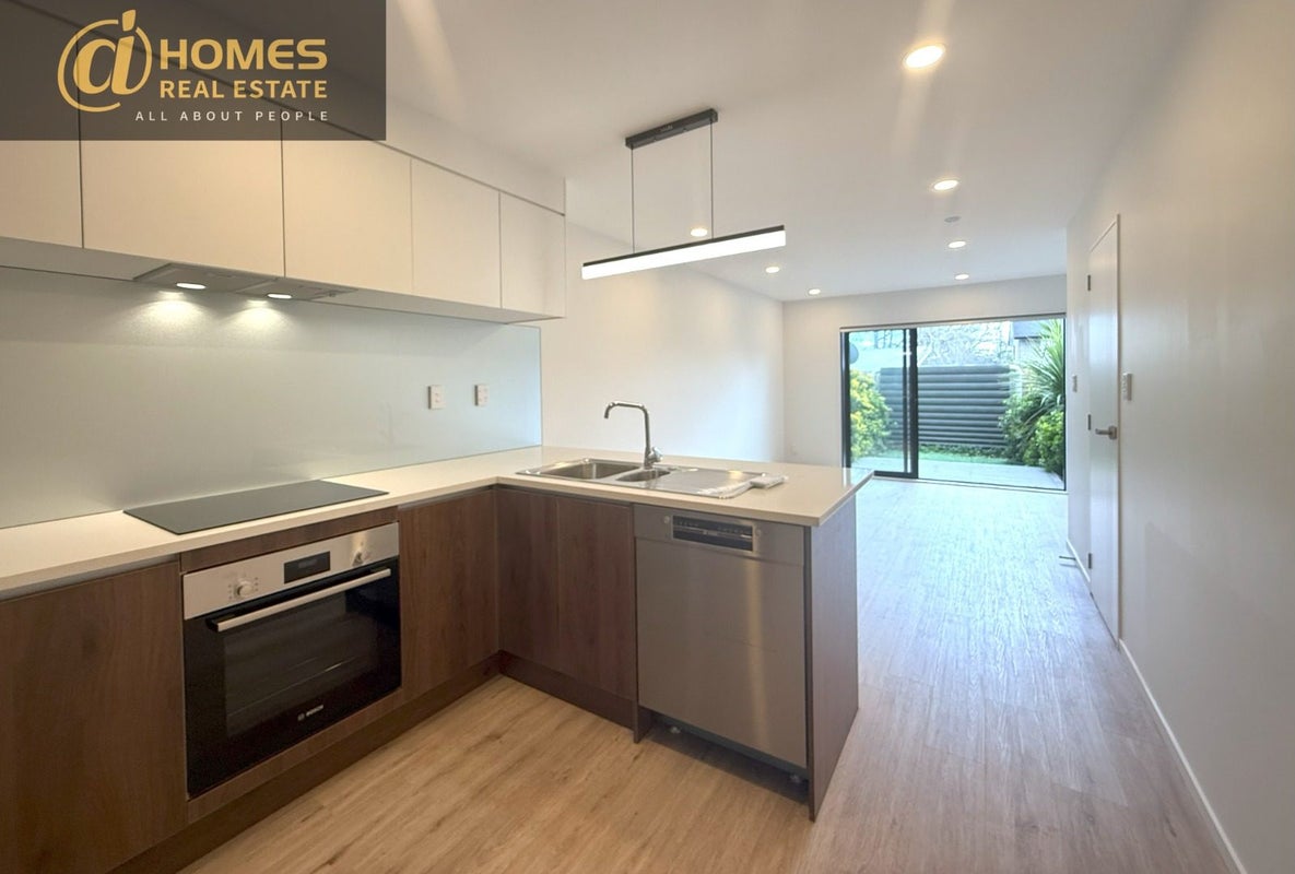 6/237 Swanson Road, Henderson, Auckland - Carousel 2