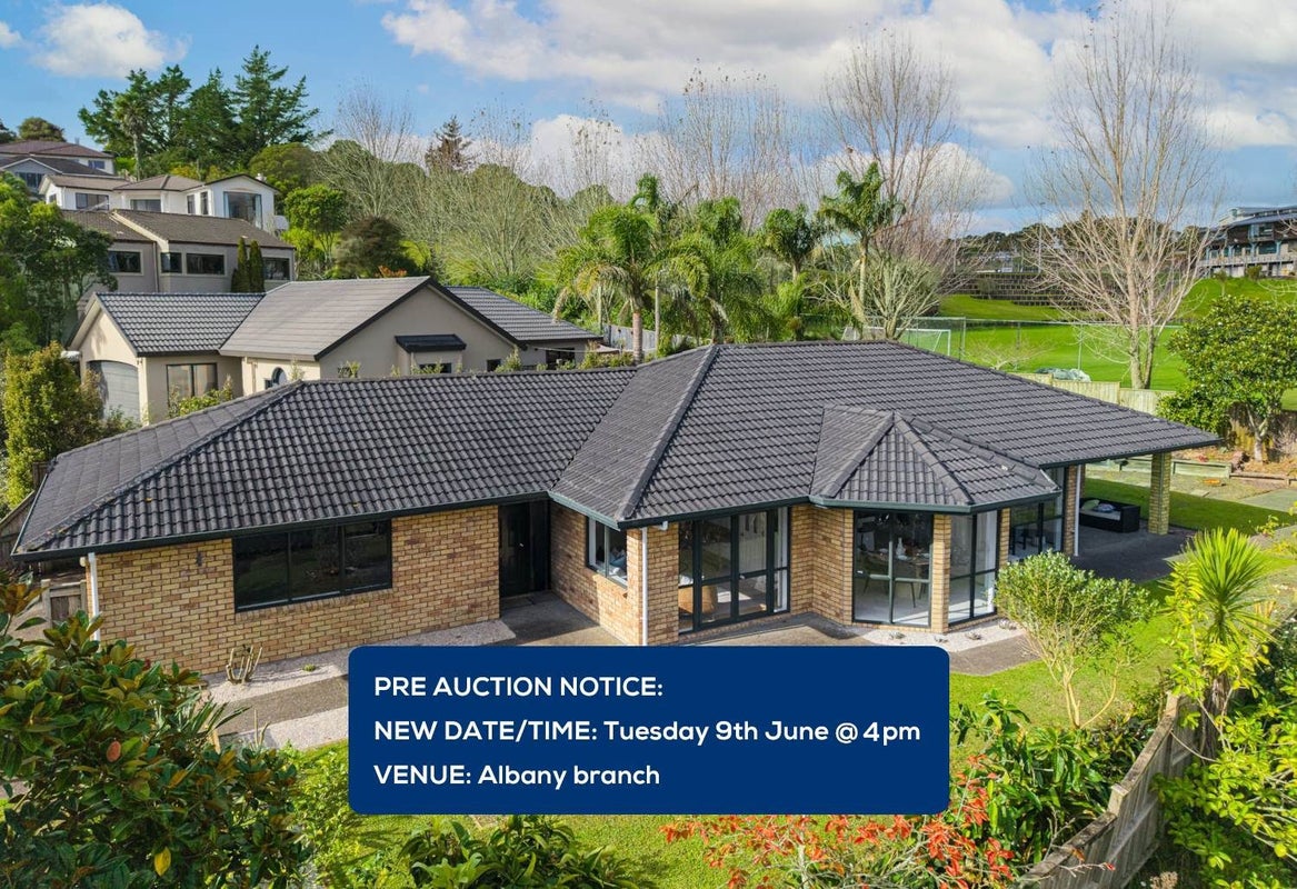 3 Cricklade Terrace, Windsor Park, Auckland - Carousel 1