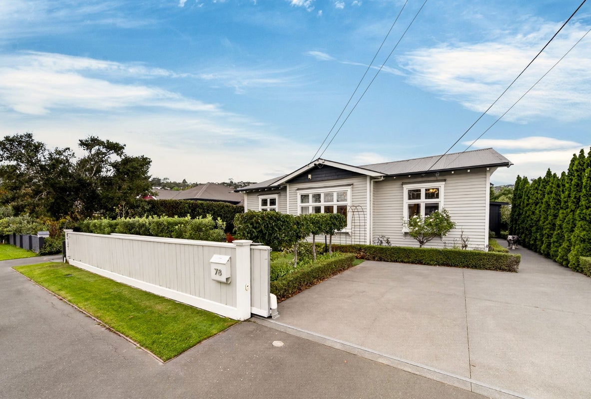 78 Martin Avenue, Beckenham, Christchurch - Carousel 24