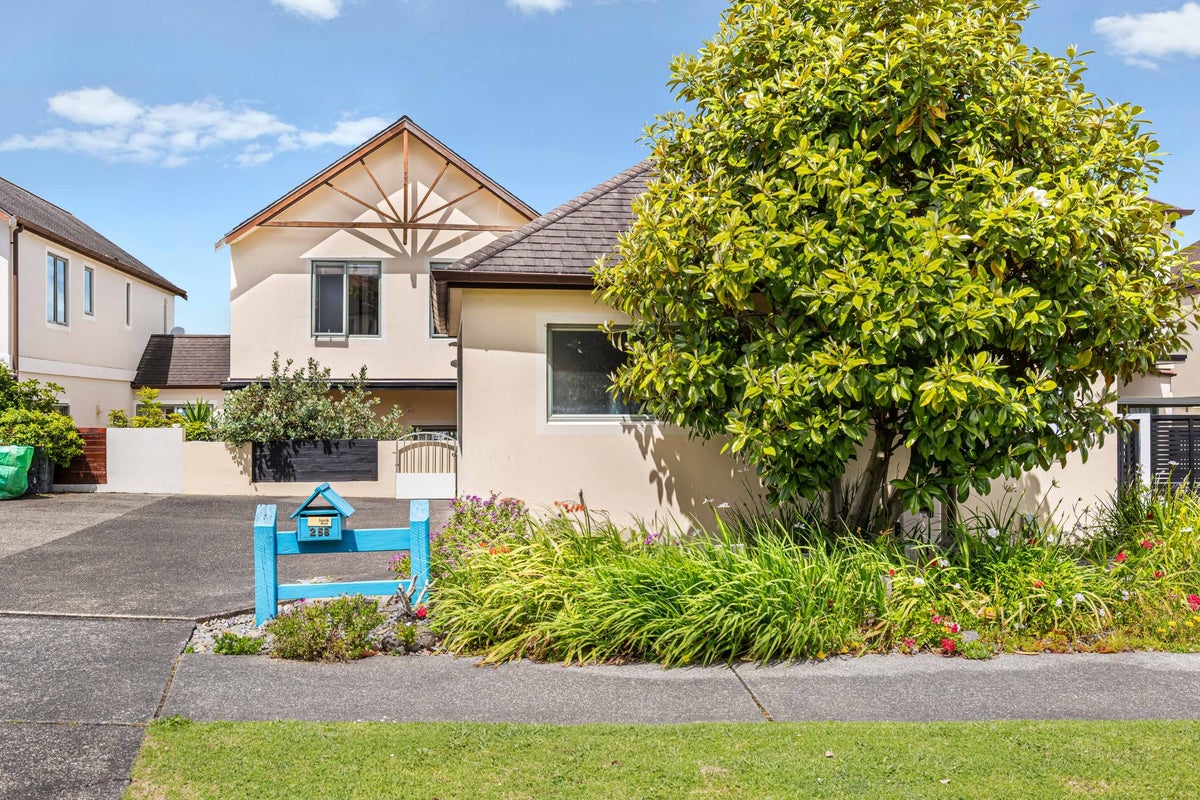 258 Alec Craig Way, Gulf Harbour, Whangaparaoa - Carousel 1