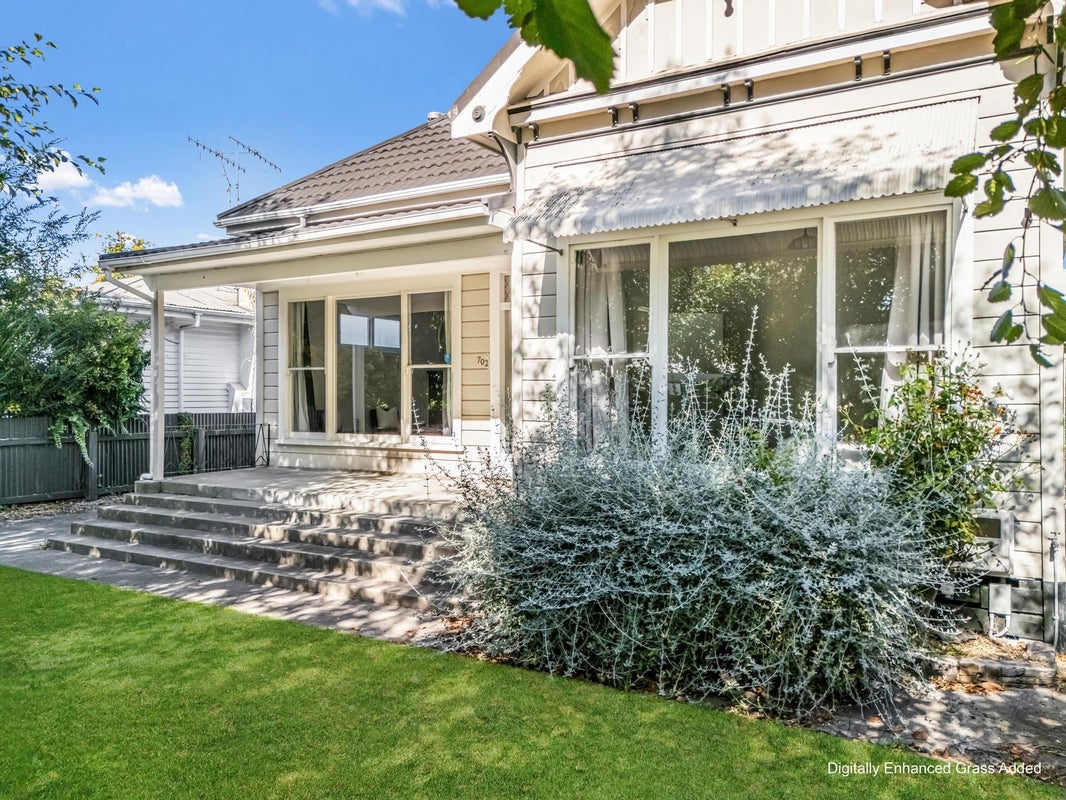 702 Avenue Road West, Saint Leonards, Hastings - Carousel 34