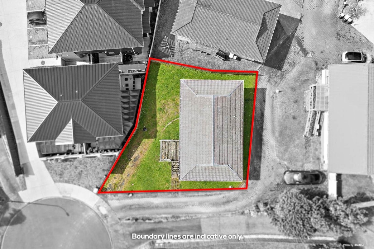 1/23 Mataura Place, Clover Park, Auckland - Carousel 1