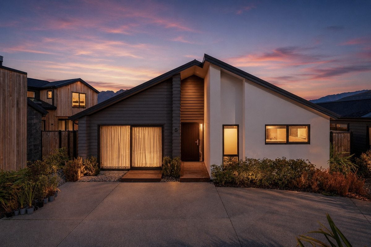 5 Bannister Street, Jacks Point, Queenstown - Carousel 1