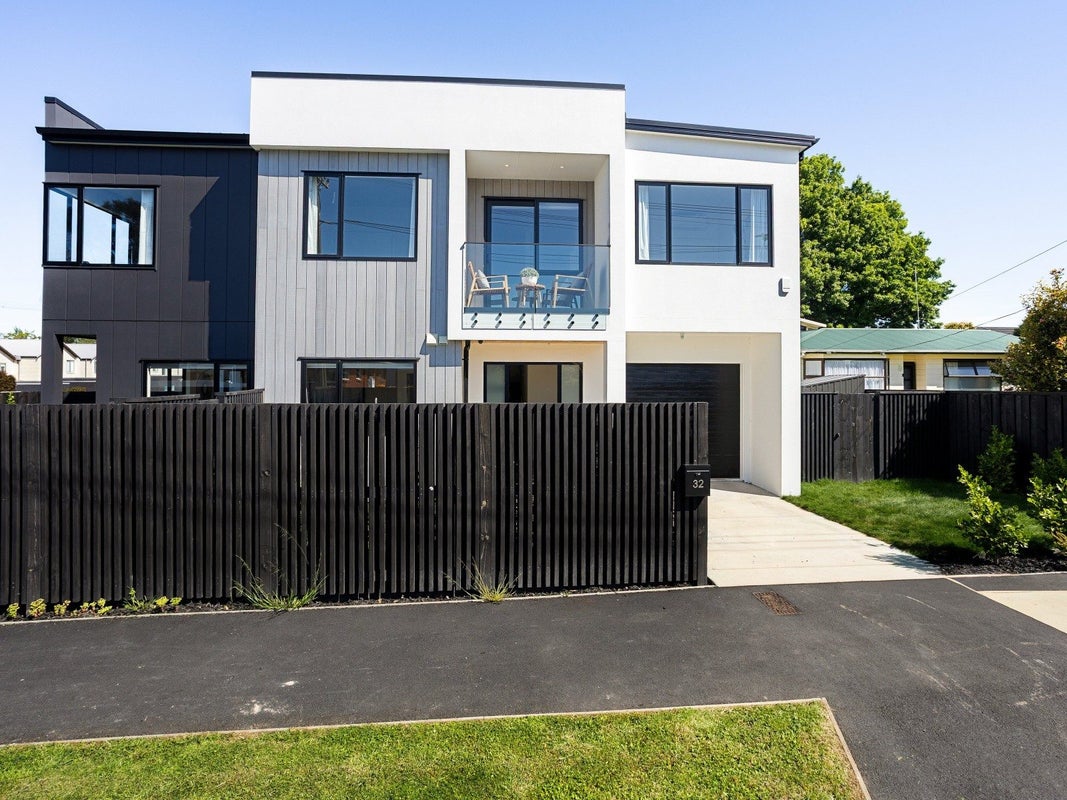32 Pulham Crescent, Queenwood, Hamilton - Carousel 3