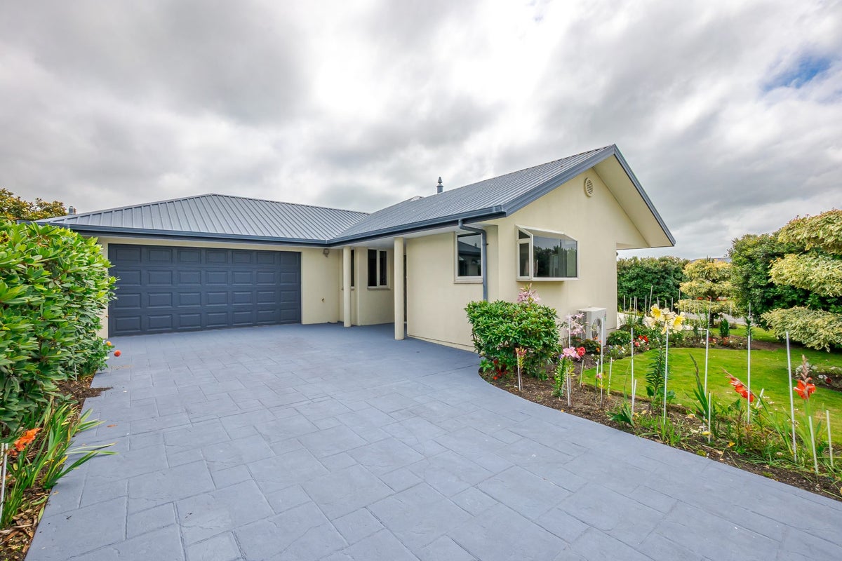 6 Alpine Close, Marchwiel, Timaru - Carousel 1