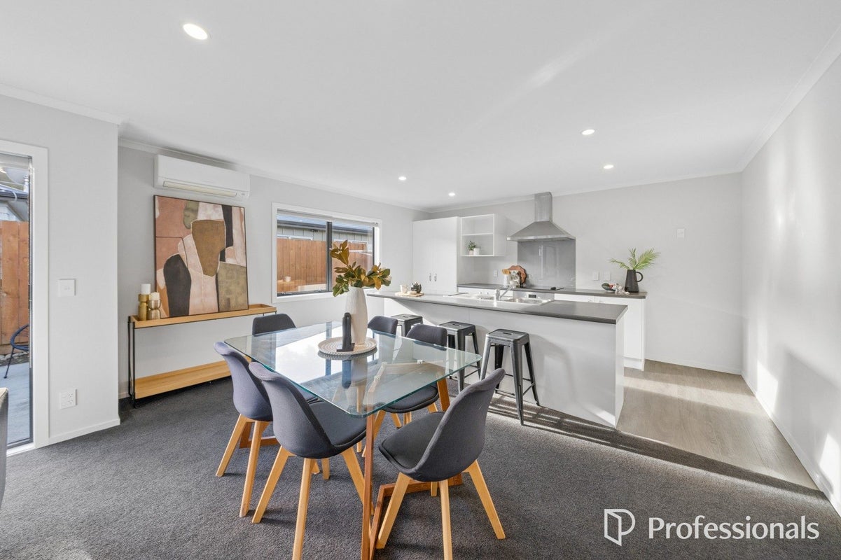 96 Farmer Crescent, Taita, Lower Hutt - Carousel 2