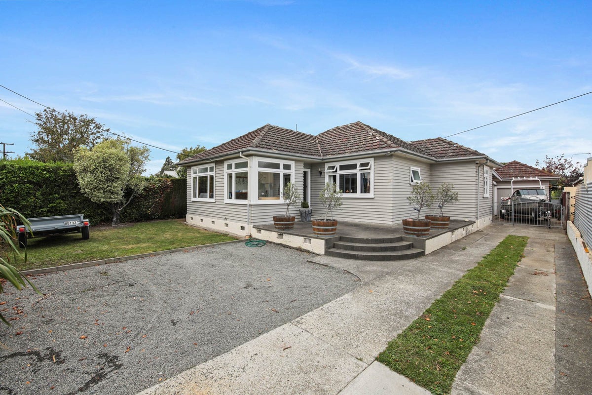 17 Stratford Street, Blenheim - Carousel 1