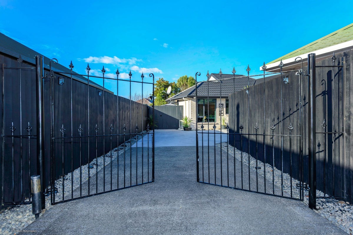 2/32 Anglesea Avenue, Parklands, Christchurch - Carousel 22