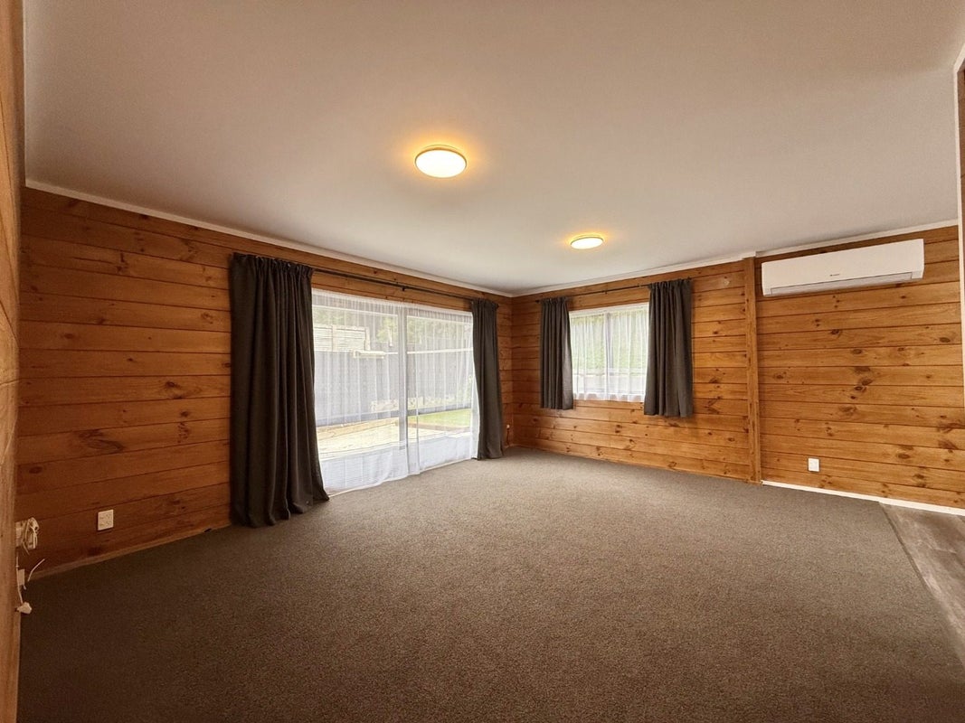 101 Gillespies Road, Birchville, Upper Hutt - Carousel 2