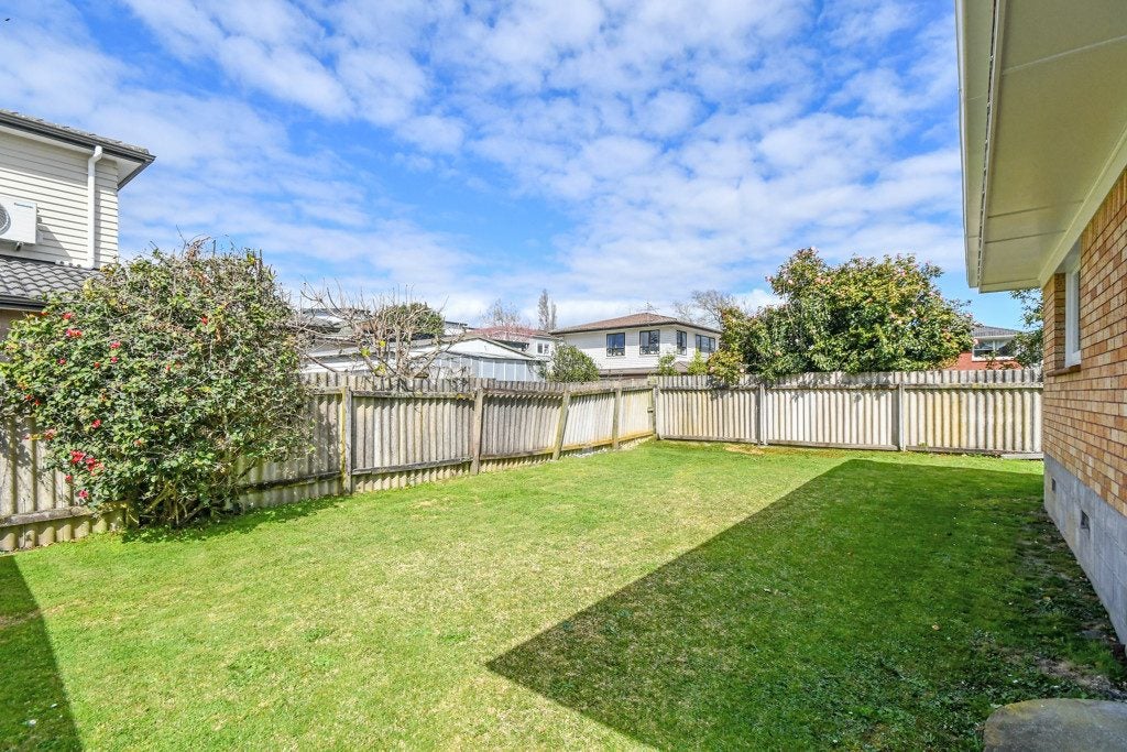 3/7 Halcyon Place, Papatoetoe, Auckland - Carousel 12