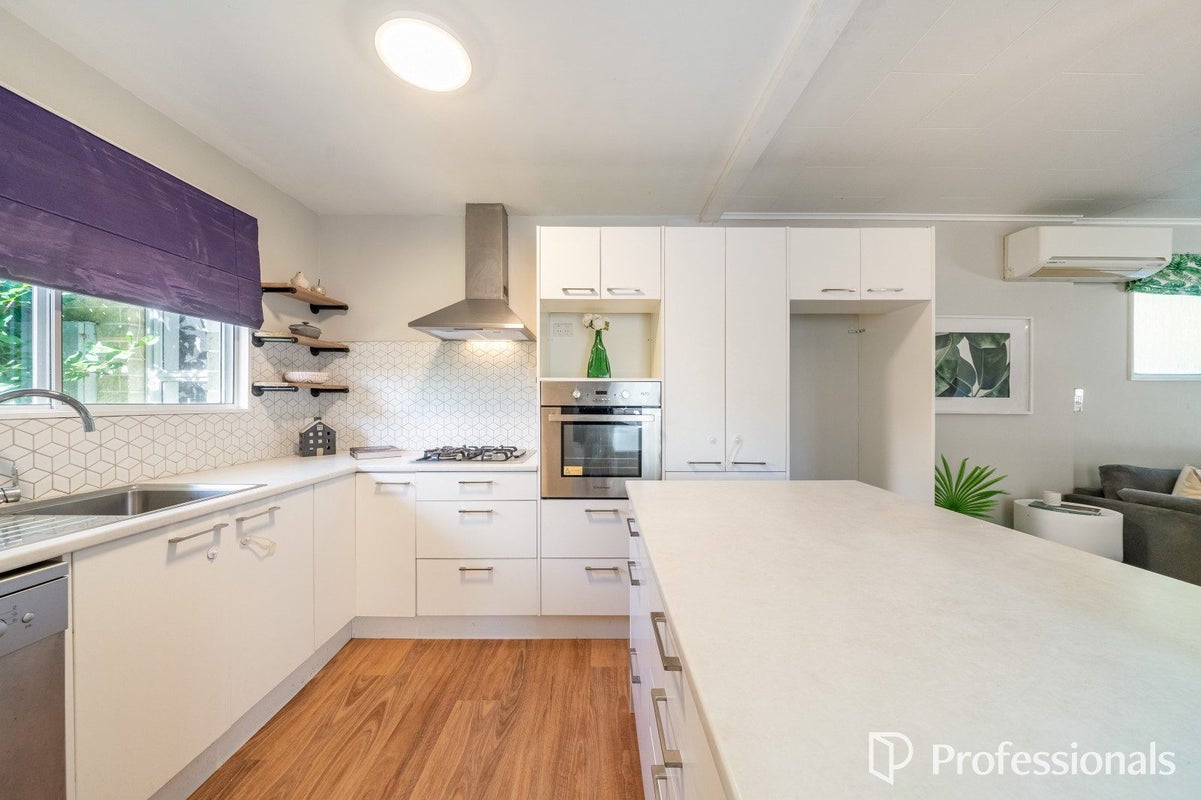1B Owen Street, Belmont, Lower Hutt - Carousel 2