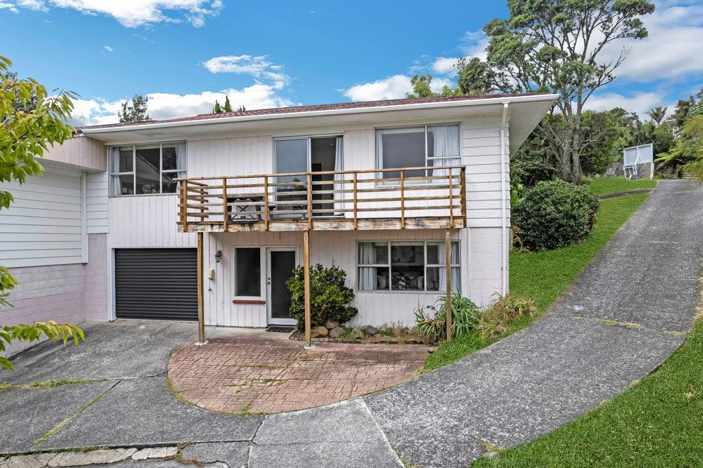1/11 Marydale Drive, Mount Roskill, Auckland - Carousel 1
