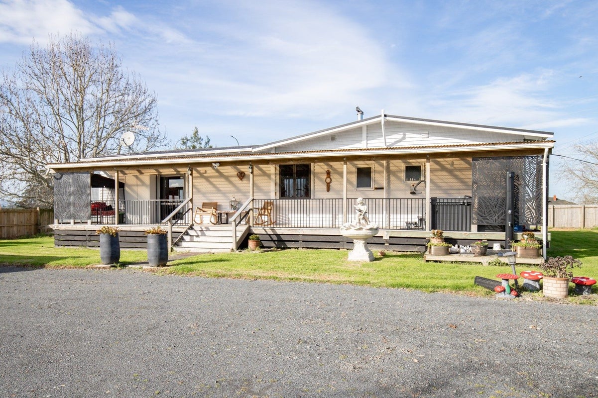 0 State Highway 27, Kaihere, Ngatea - Carousel 27