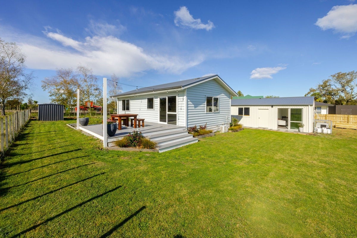 16F Tamumu Road, Waipawa, Waipawa - Carousel 1