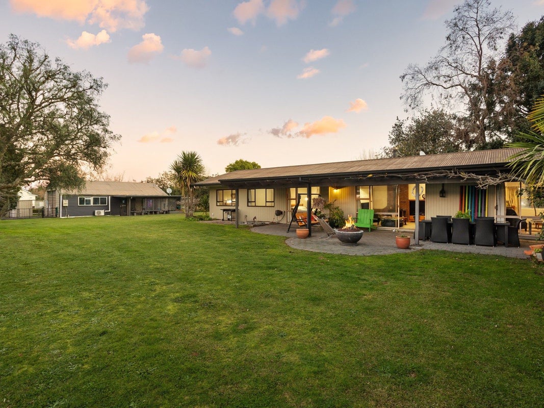 24 Kernott Road, Horotiu, Hamilton - Carousel 1
