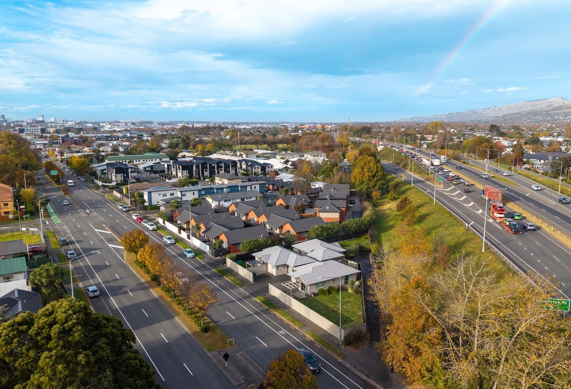 186 Lincoln Road, Addington, Christchurch - Carousel 18