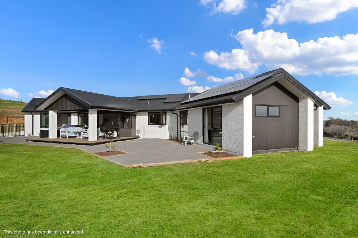 806 Victoria Road, Tauwhare, Hamilton - Carousel 1