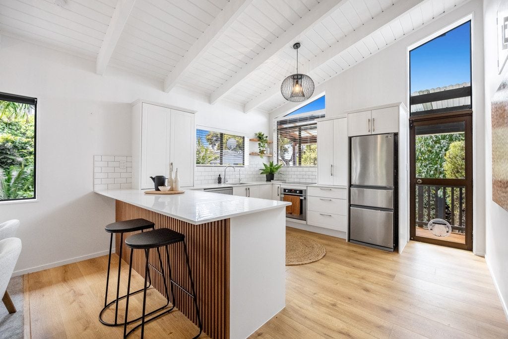 1/36B Homestead Road, Manly, Whangaparaoa - Carousel 1