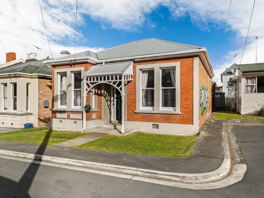 35 Carlyle Street, North East Valley, Dunedin - Carousel 2