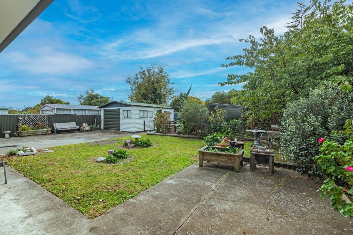 46 Monowai Place, Westbrook, Palmerston North - Carousel 21
