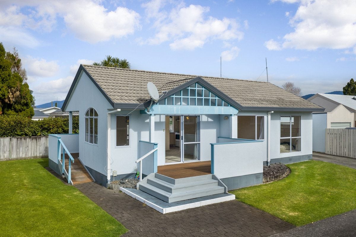 17A Carisbrooke Street, Katikati, Katikati - Carousel 1
